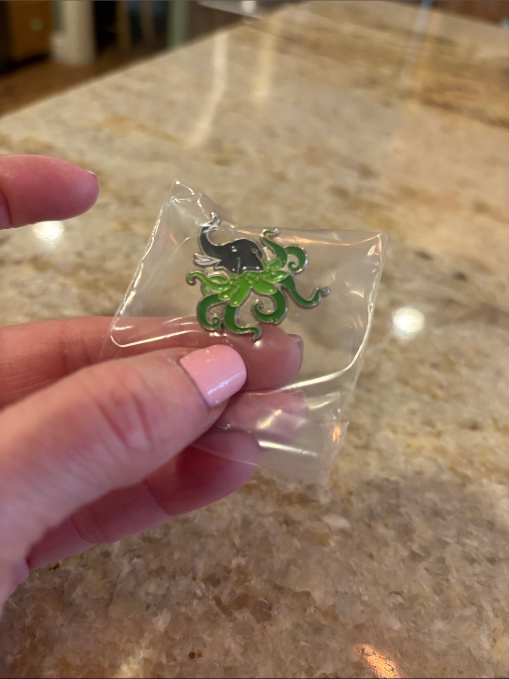 GISH Elopus Pin - Picture 3 of 3